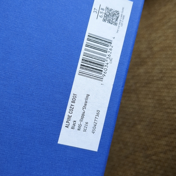 Stuart Weitzman Alpine Cozy Boots 37 or 6.5 With Box - Picture 6 of 8